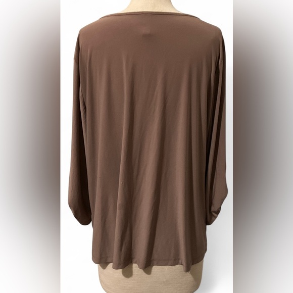 PerSeption Concept Mocha Mousse Blouse with Gold Button Details Women’s Size 1X - Picture 2 of 3